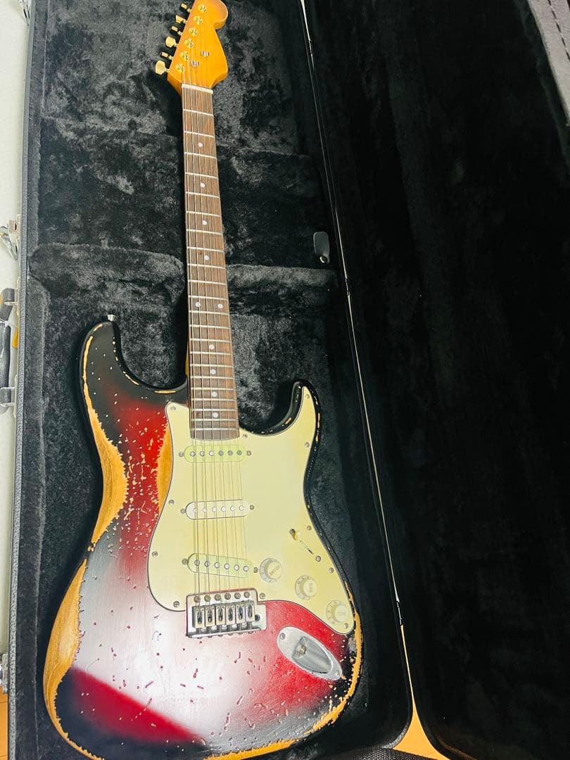 飯*志様 ストラトキャスター　レリック（諸々実践的改造あり）