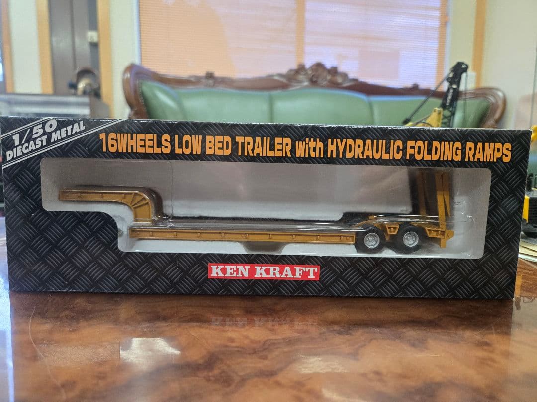 ケンクラフト1/50 プロフィア重量物運搬中低床16輪トレーラー 建設機械