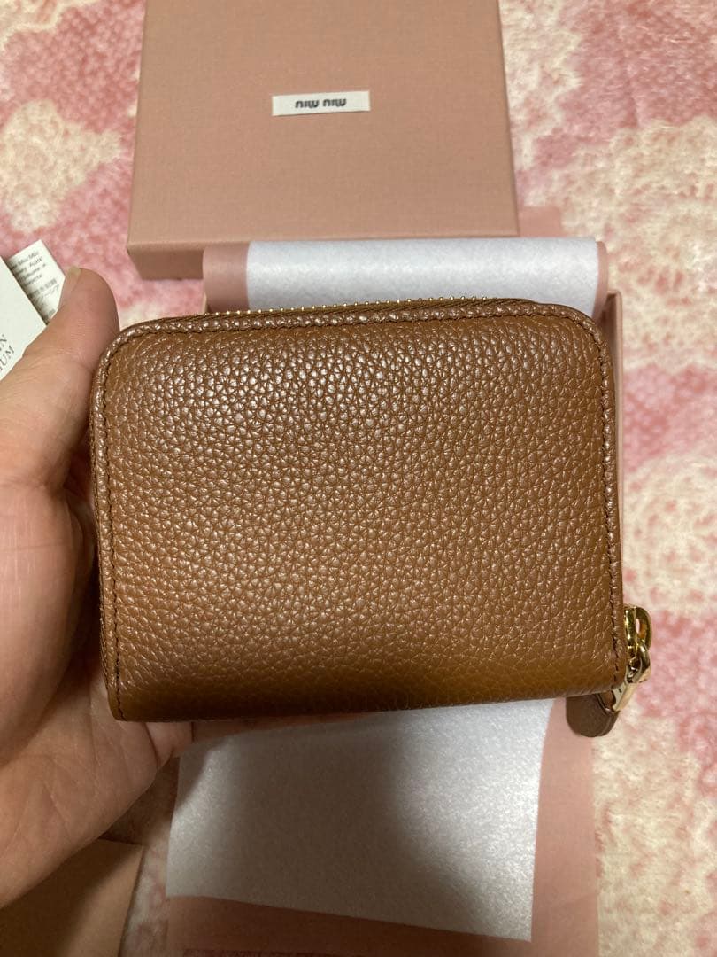 MIUMIU レザー　ケース　新品未使用