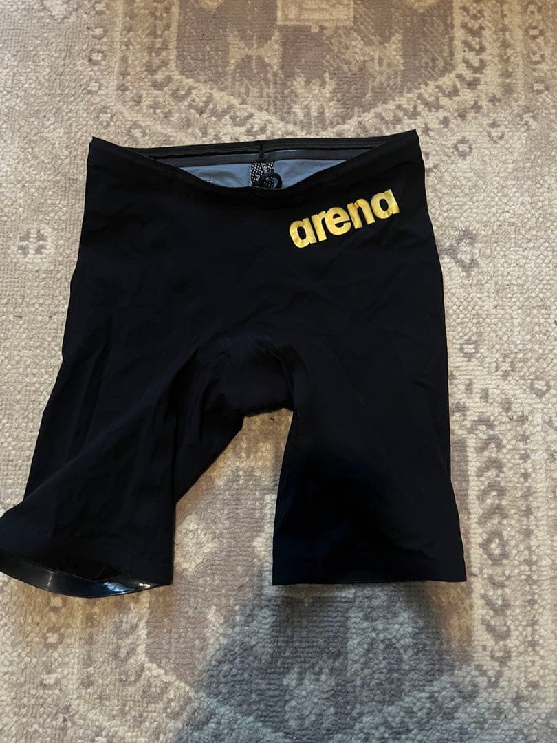 arena powerskin carbon air 2 Mサイズ