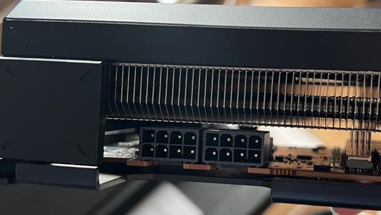 グラフィックボード・グラボ・ビデオカード SAPPHIRE PULSE Radeon RX 7800 XT 16GB