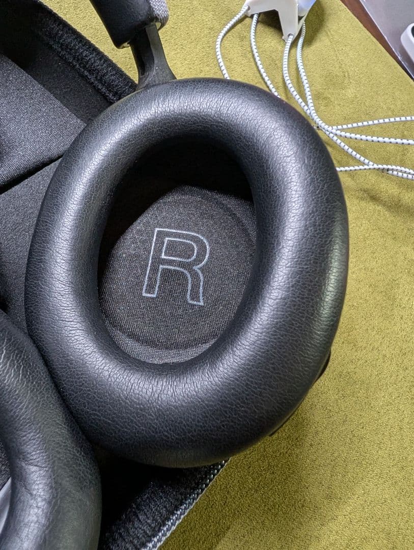 B&W PX7 Bowers & Wilkins ワイヤレスヘッドホン