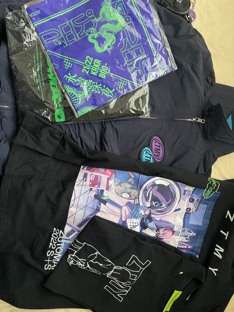 ずっと真夜中でいいのにグッズ