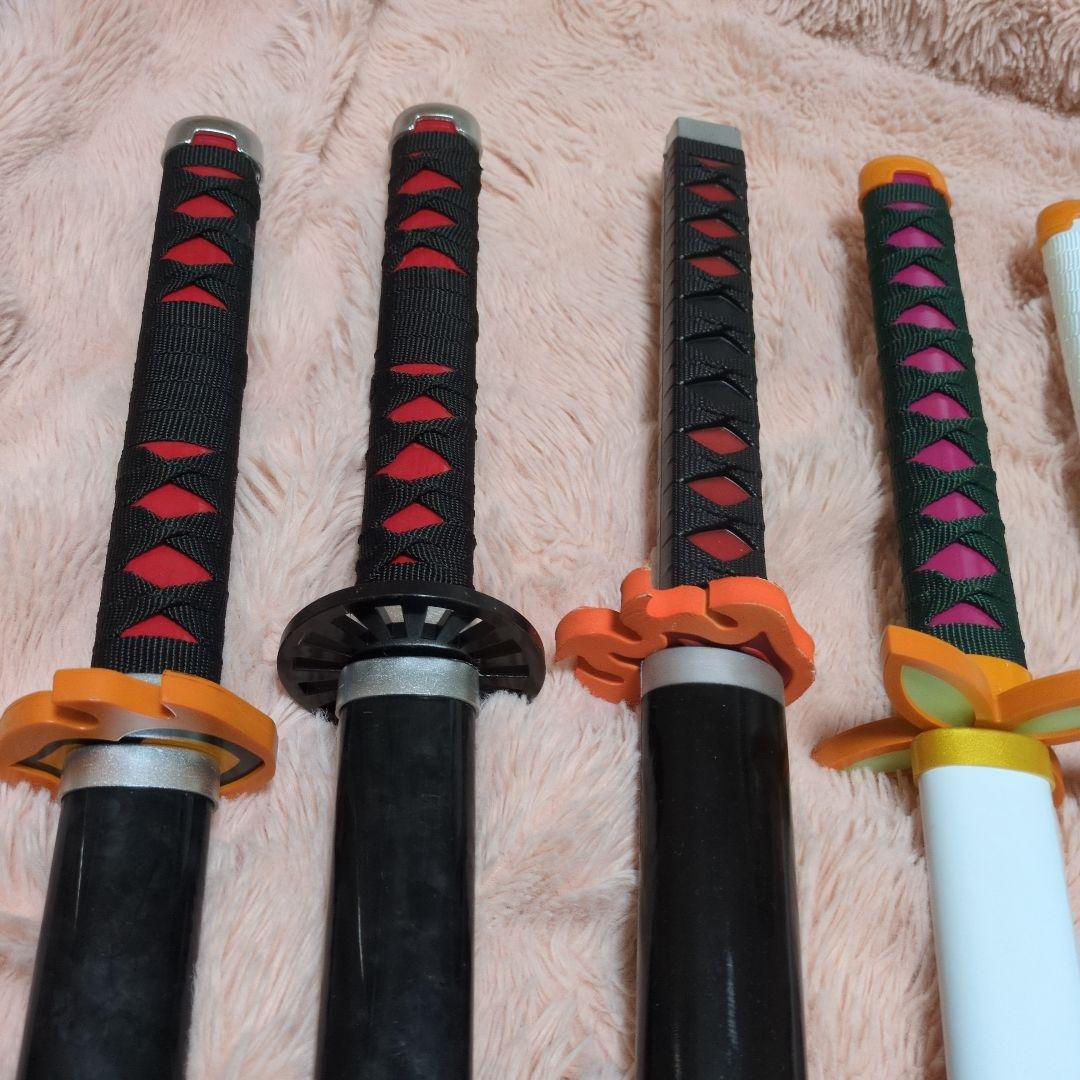 鬼滅の刃　日輪刀　コスプレ　11本セット