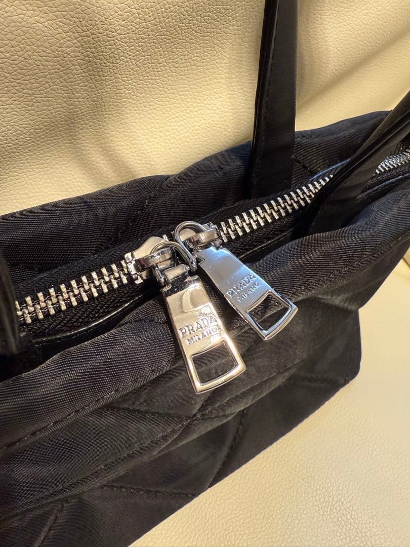 PRADAプラダ　ショルダーバッグ ノベルティ