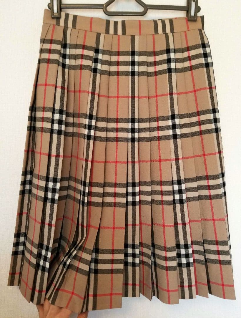 バーバリーキッズスカート未使用近 美品 上品丈 ノバチェック 茶 150 160