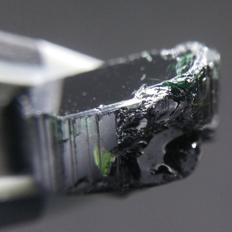 388 カラーチェンジ クロムトルマリン 結晶 原石