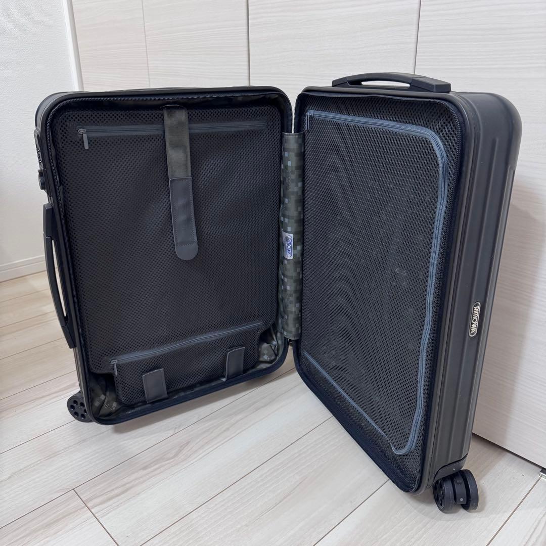 リモワ サルサ マットブラック 32L 4輪