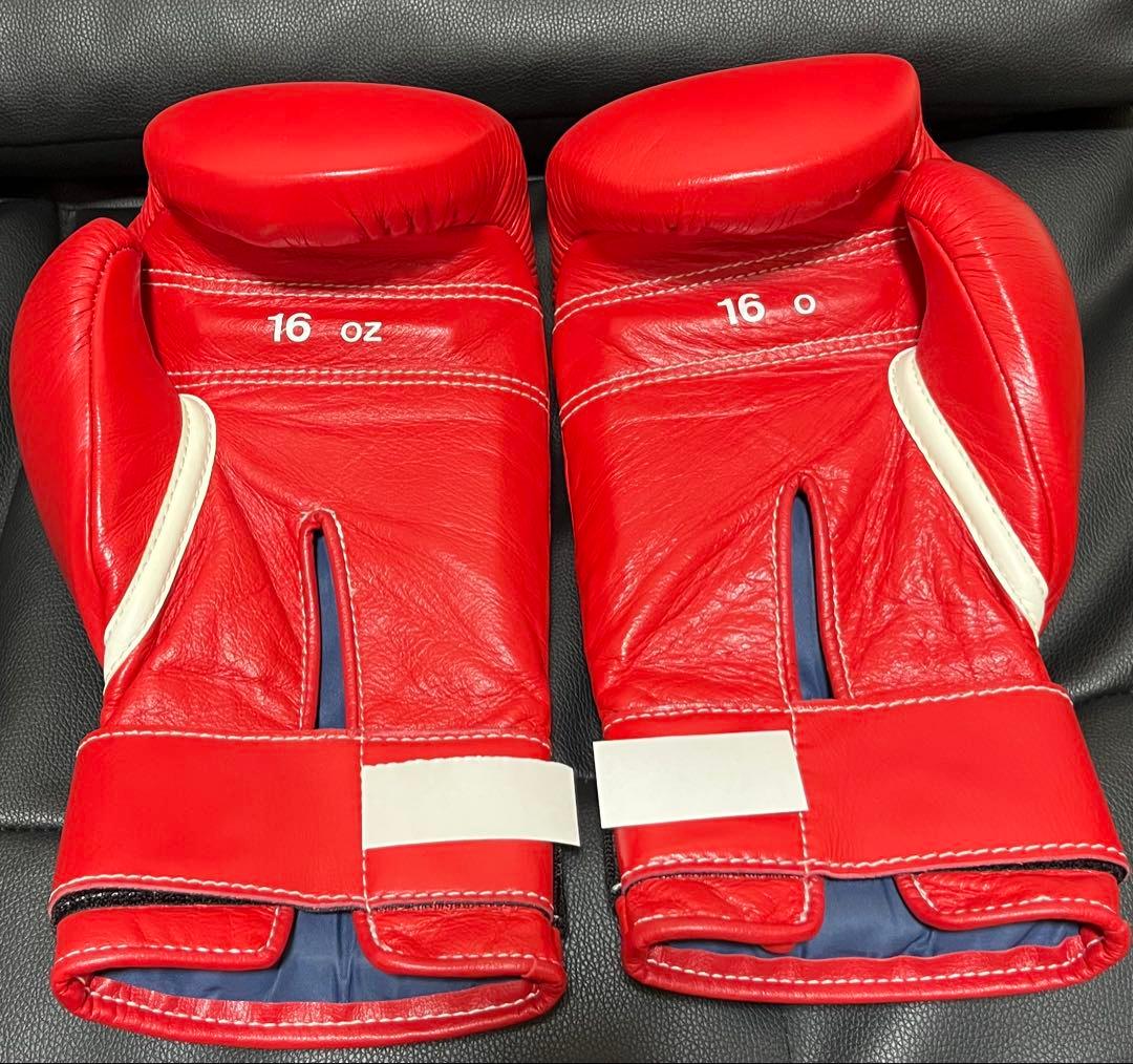 Winning ボクシンググローブ 16oz レッド