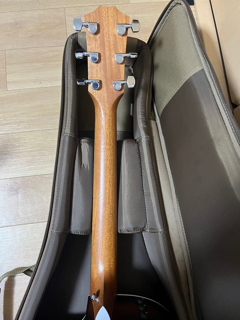 Taylor214ce-Koa SBギターケースピックカポ付き