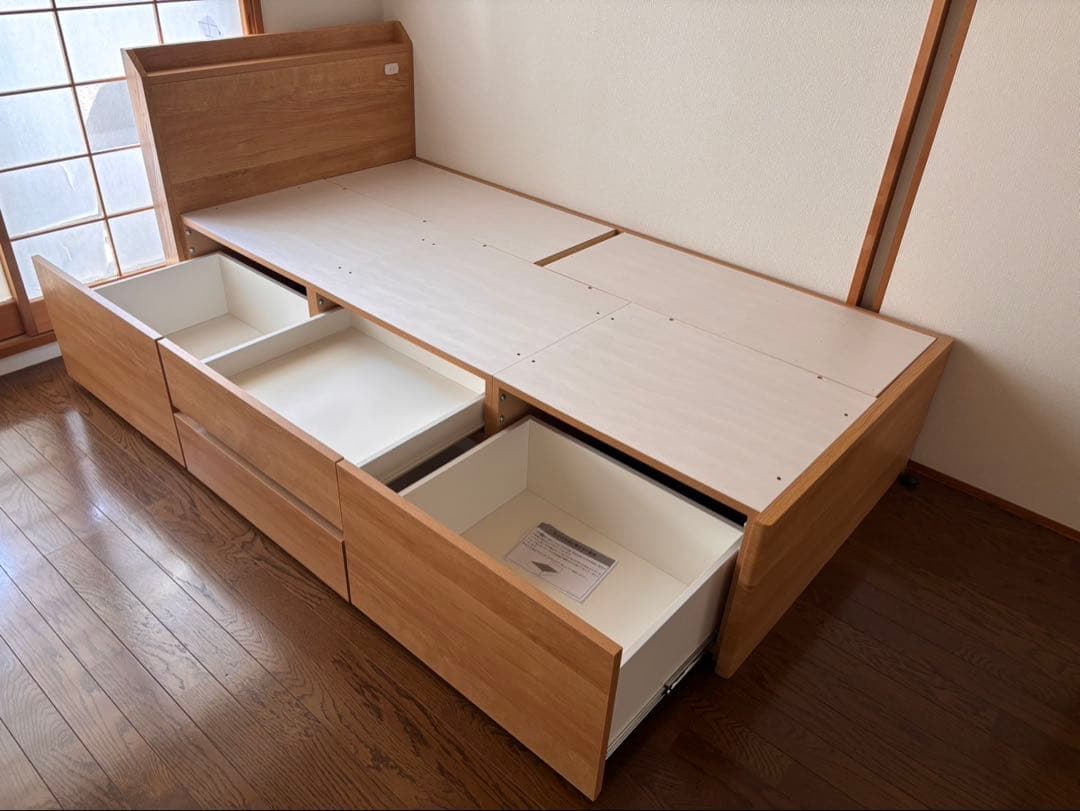 ニトリ　シングルベッドフレーム 引き出し付き 木製