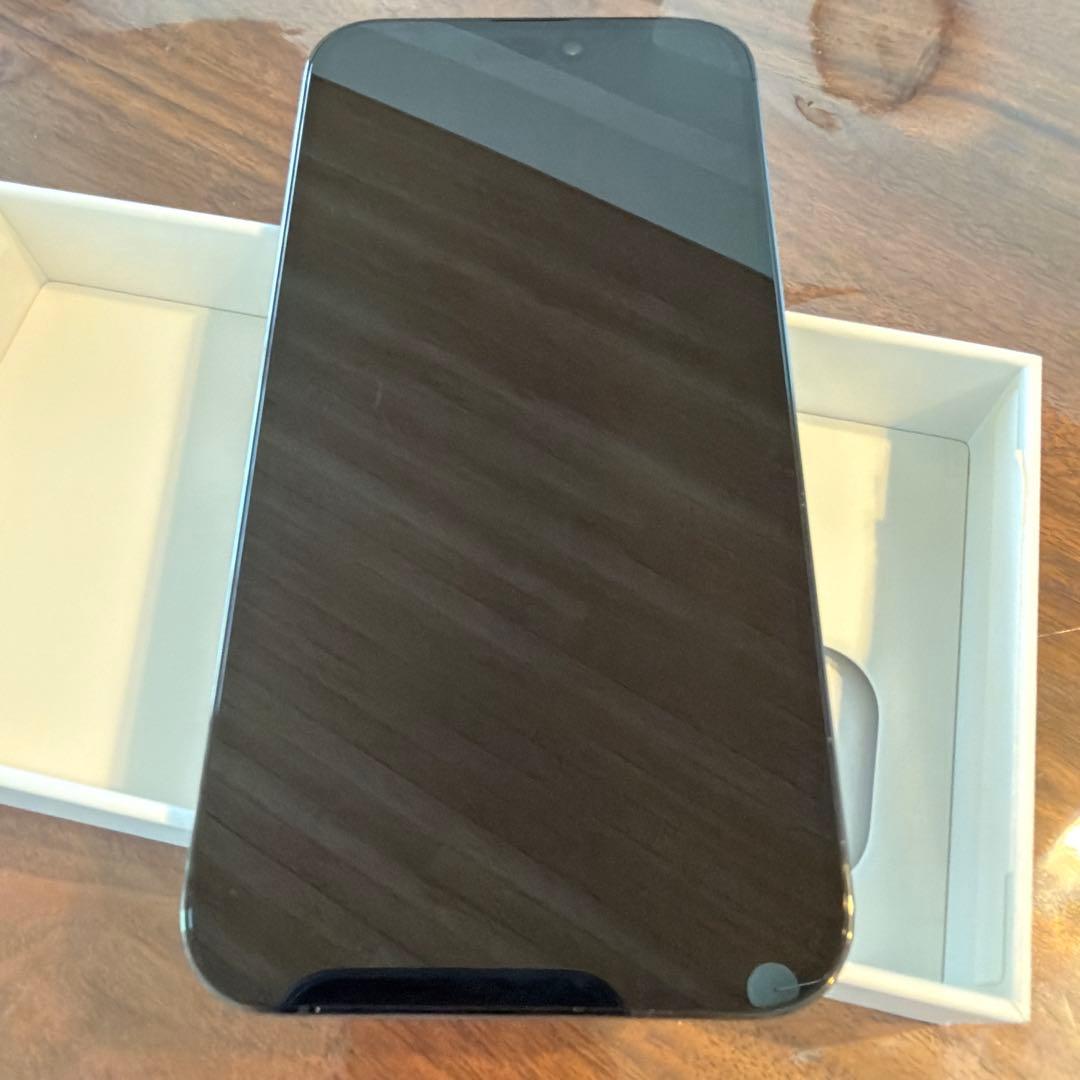 Apple iPhone 14 Promax 256 GBスペースブラック 本体