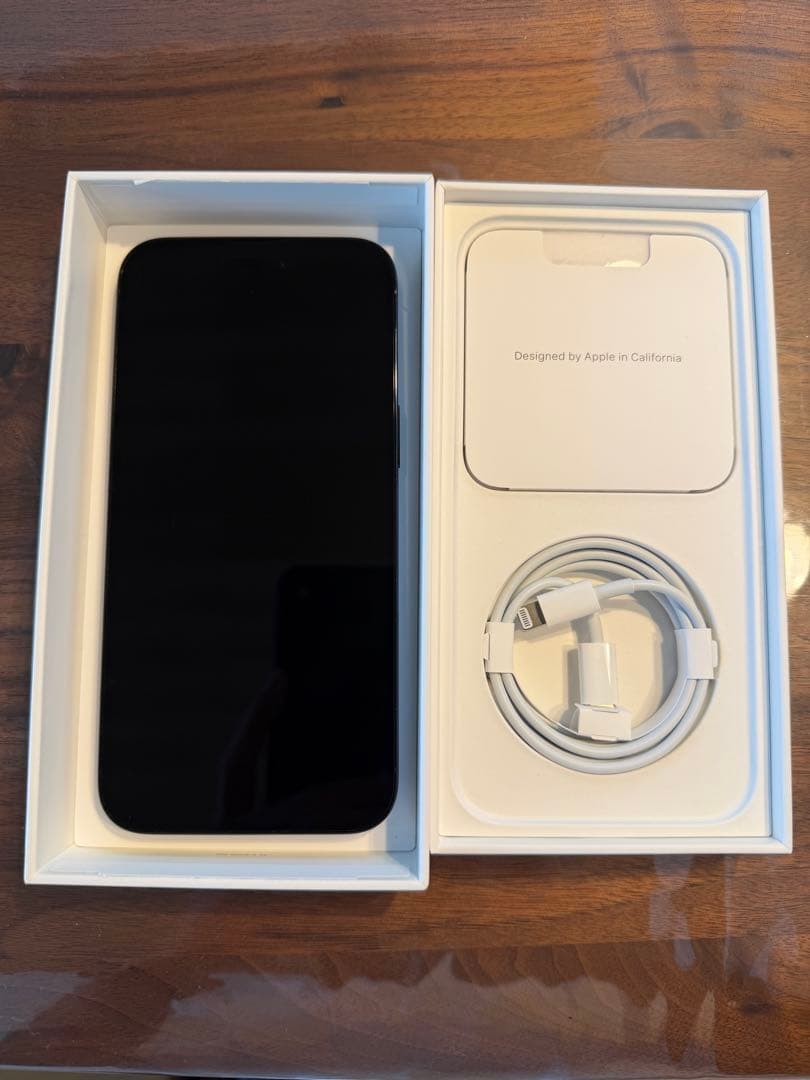 Apple iPhone 14 Promax 256 GBスペースブラック 本体