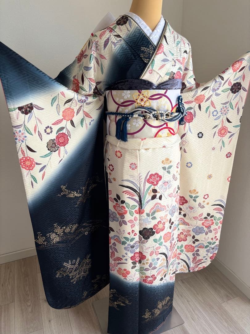 ニコニコ 　　♡ 振袖フルセット（７点）　正絹振袖　成人式　クリーニング済