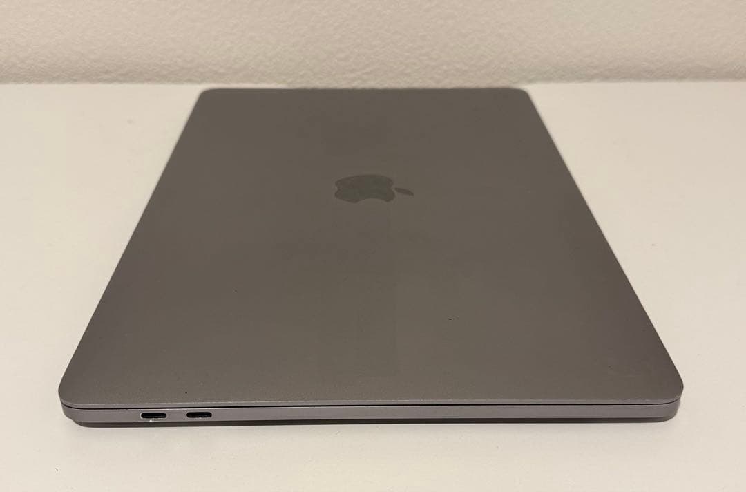 美品 Macbook Pro 2020 13インチ 初期化済