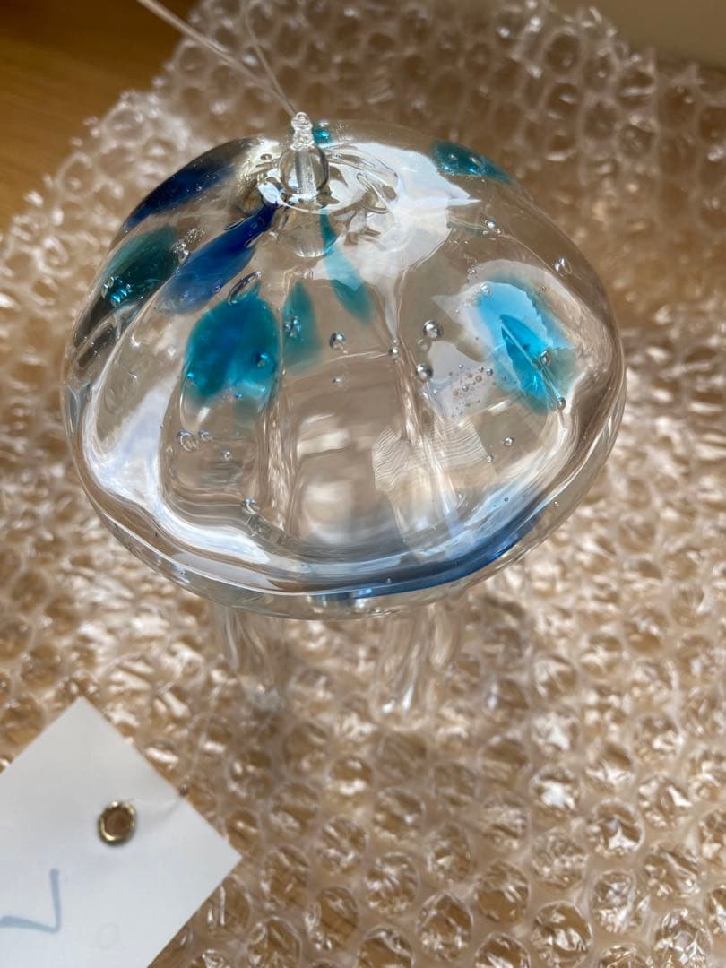 新品　くらげ風鈴　クリアブルー　ガラス細工 タクグラス クラゲ風鈴