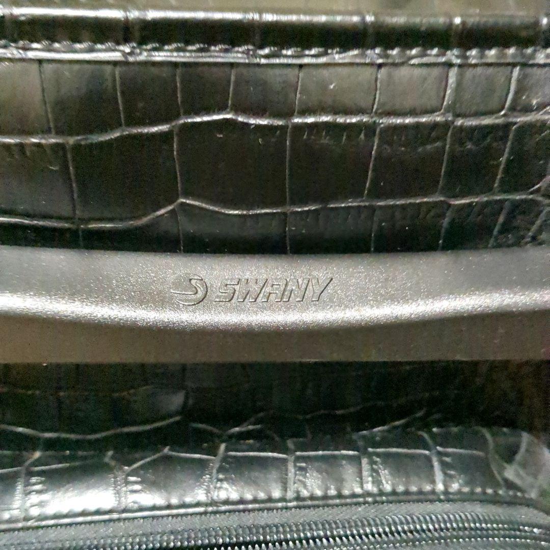 ✨美品✨SWANY キャリーケース ブラック クロコ型押し 大型 4輪