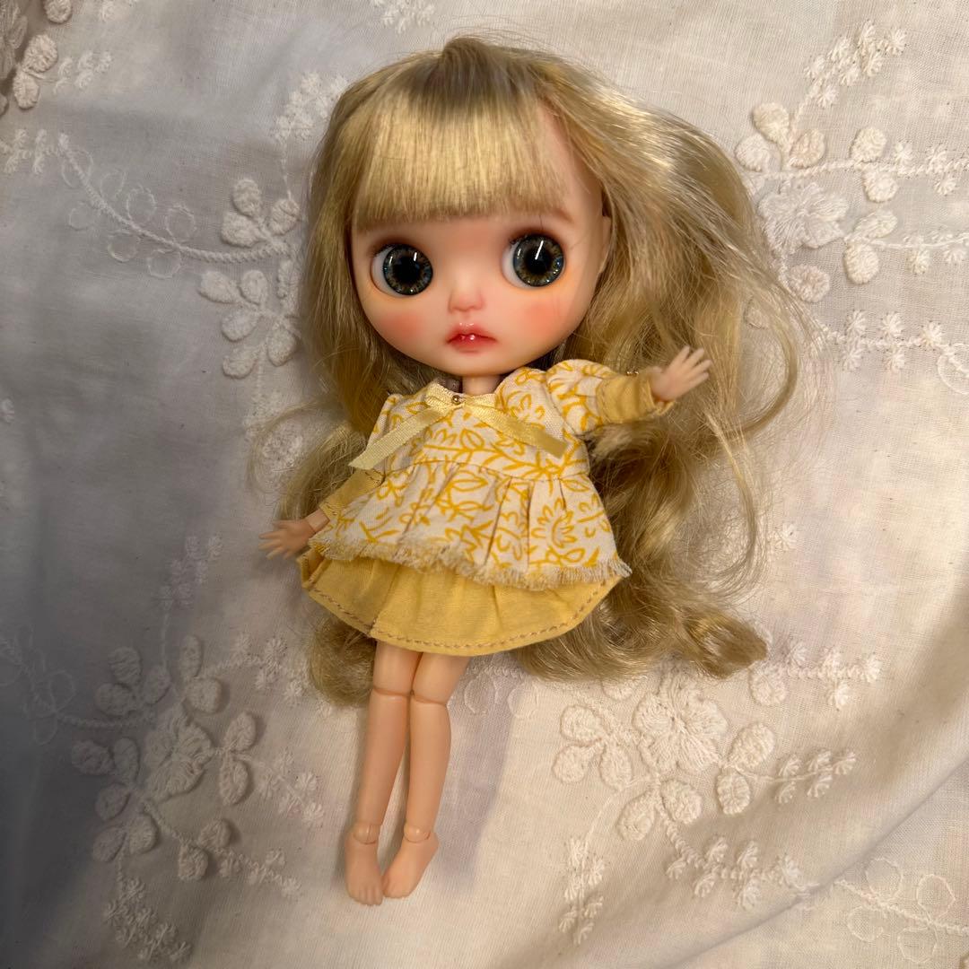 カスタムポップマートブライス　作家様　本体＋アウトフィット