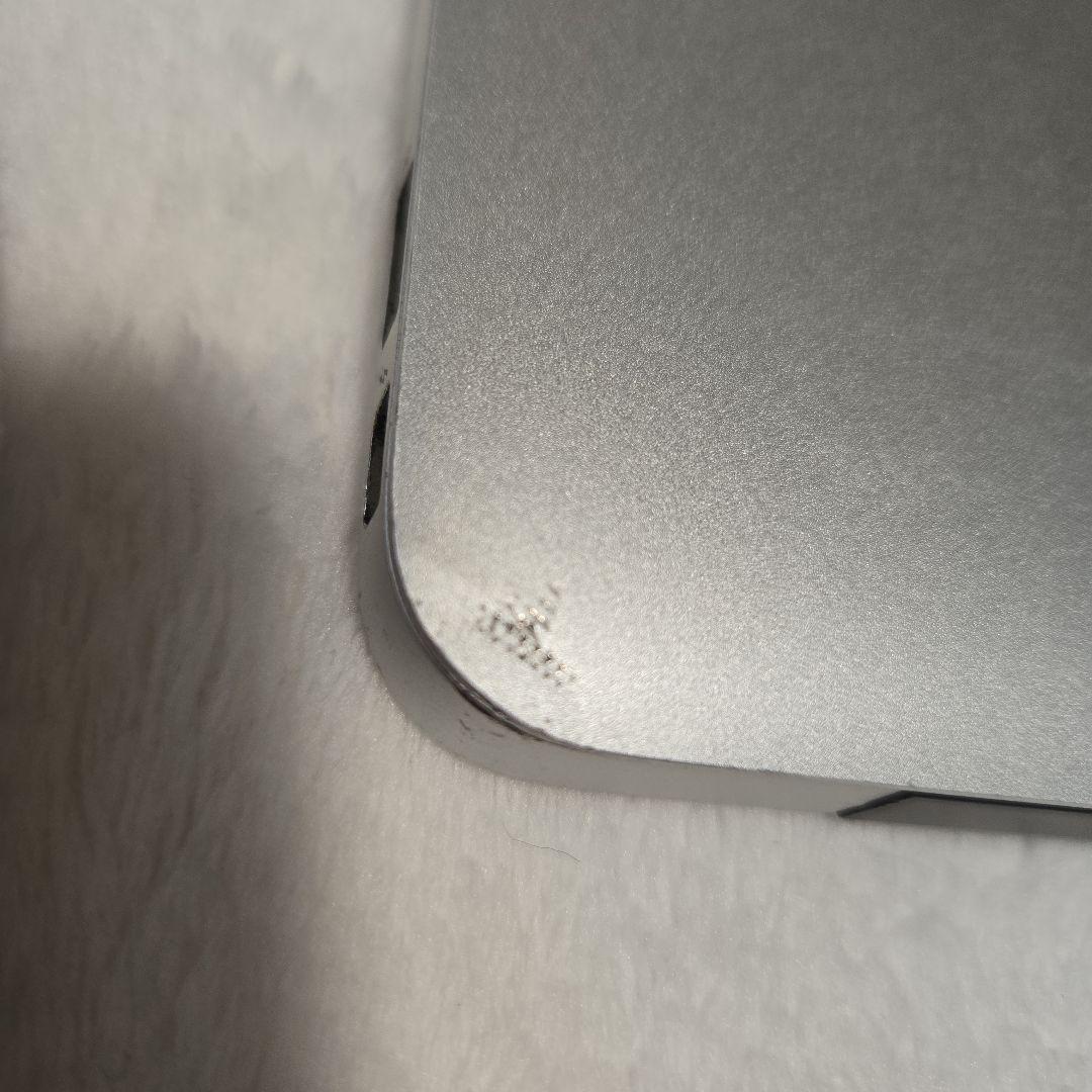 MacBook Air シルバー 11インチ メモリ4gb 256GB