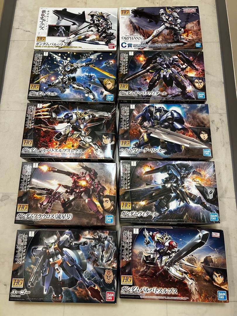 【新品・未使用】鉄血のオルフェンズ　HGシリーズ　17点＋おまけ