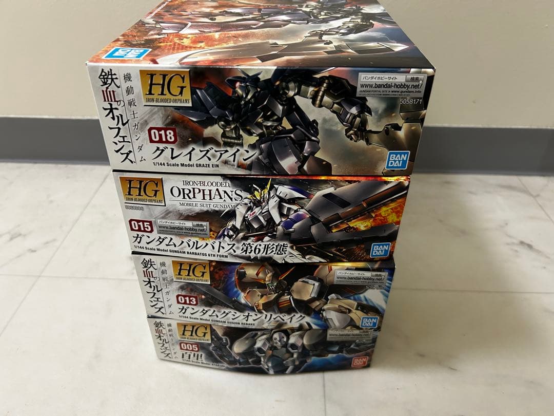 【新品・未使用】鉄血のオルフェンズ　HGシリーズ　17点＋おまけ