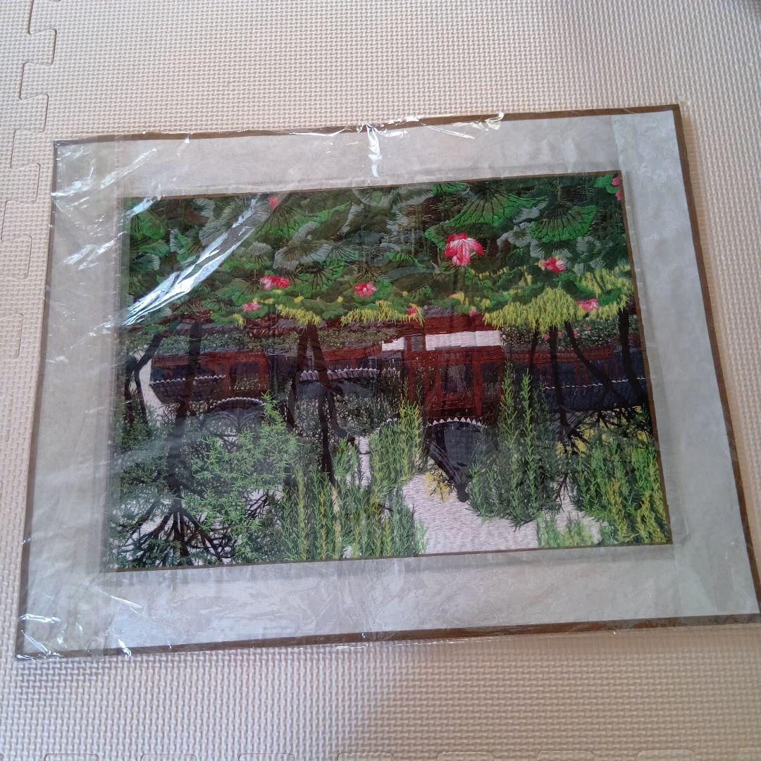 新品未使用品　刺繍絵　蓮の花　全部刺しゅう　絵画コレクション　中国　アンティーク