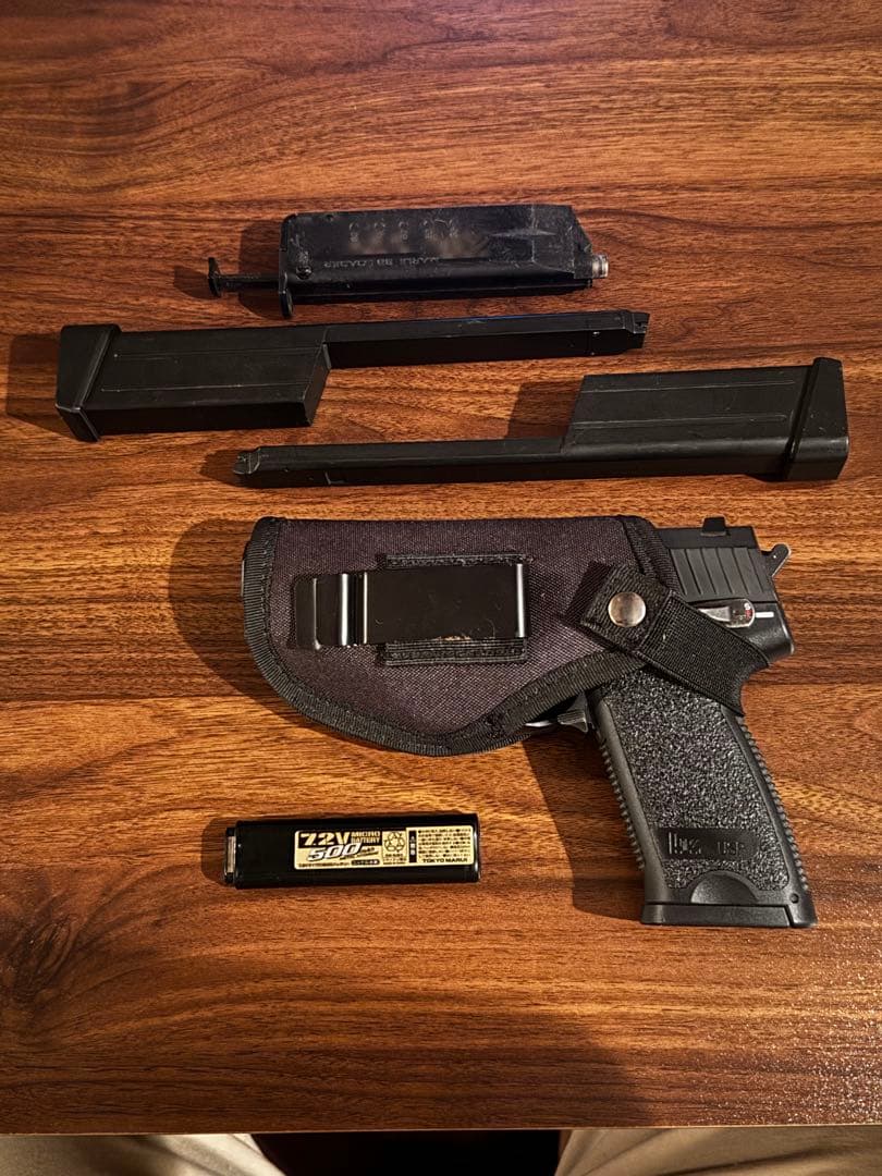 東京マルイ H&K USP 40S&W電動ハンドガン＋100連射マガジン2個