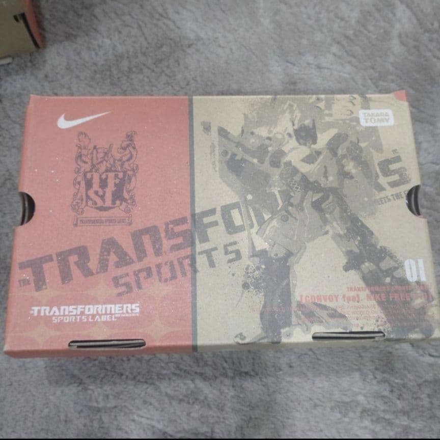トランスフォーマー ナイキ スポーツレーベル コンボイ メガトロン セット販売