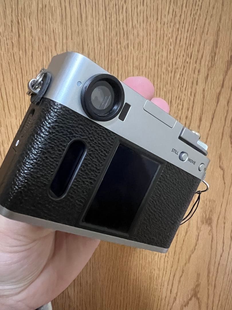 X half FUJIFILM X-HF1　シルバー＋ UVフィルター