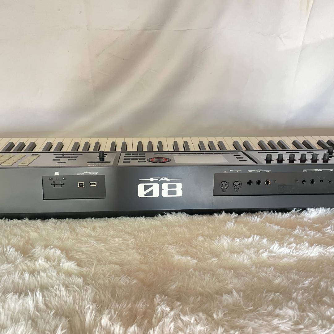 Roland ローランド FA-08 88鍵　上村ひなの