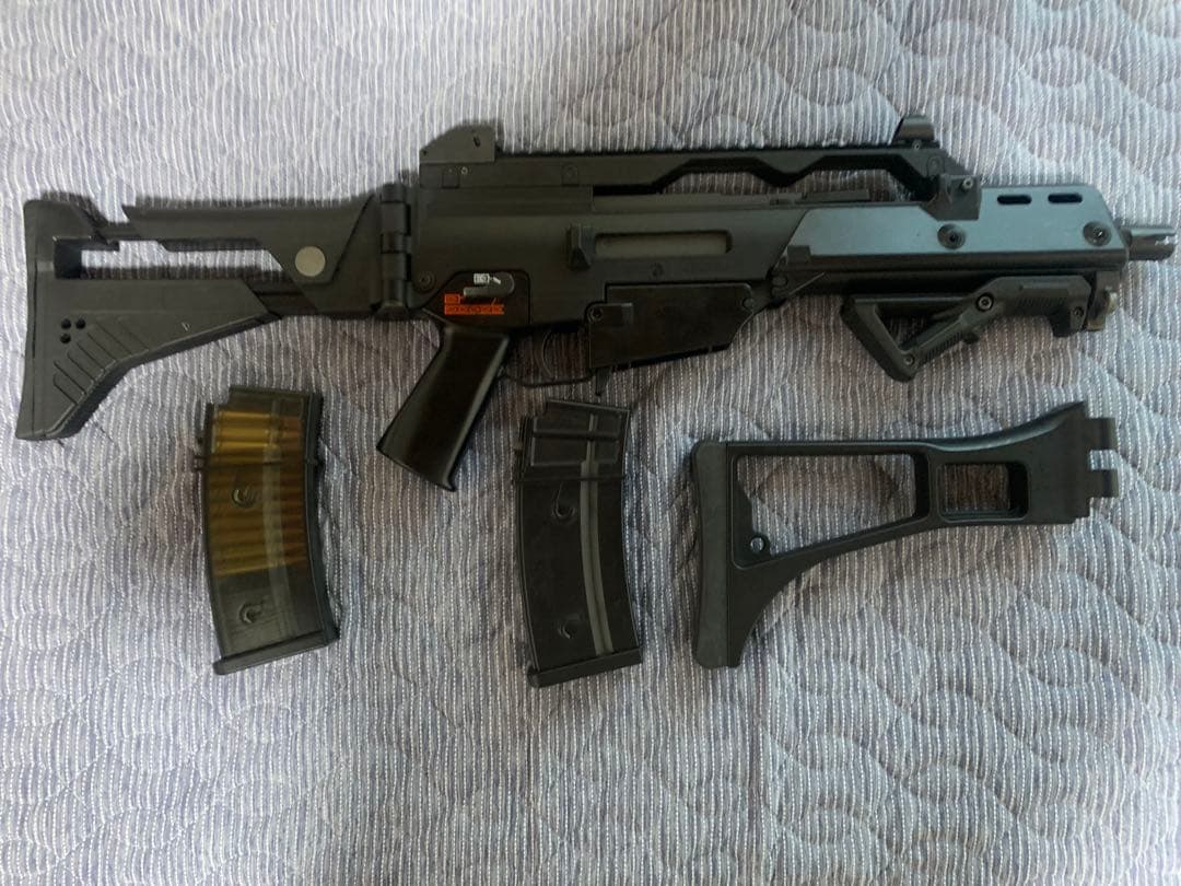 東京マルイスタンダードG36Cマガジン2本付き多弾 １個ノーマル１個ストック交換