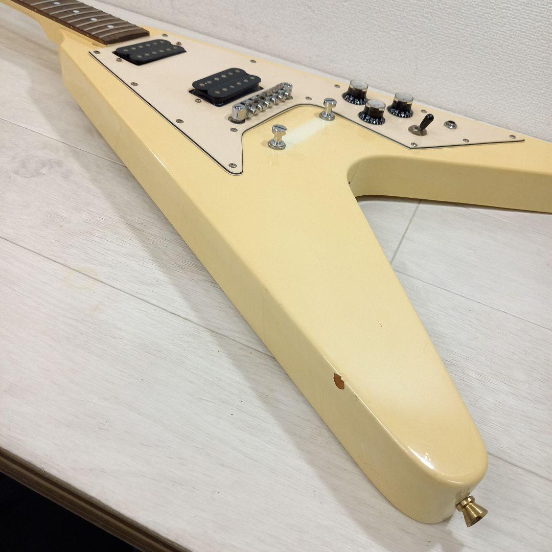 ジャンク メーカー不明 フライングV 変形 エレキギター ビンテージホワイト