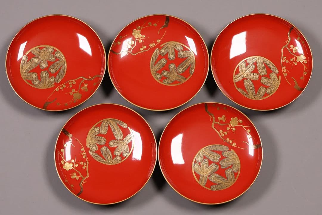 【CM246】時代木製漆器 松竹梅 金蒔絵 朱塗 引盃 五客 木製漆器 小皿 杯