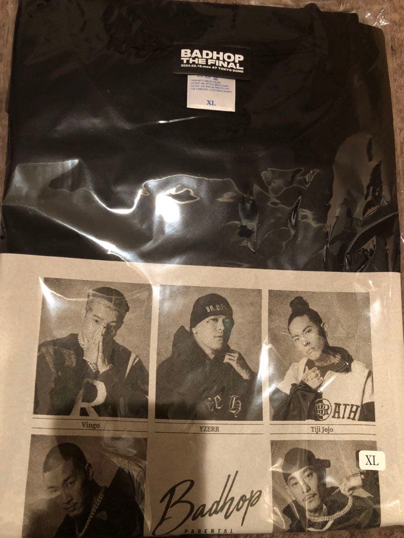 新品未使用　未開封　BADHOP XLサイズ Tシャツ モノクロデザイン