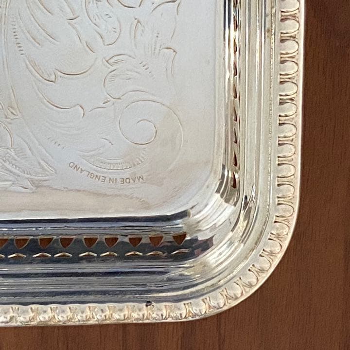 エミレーツ航空　機内サービス用　シルバートレイ　イギリス製