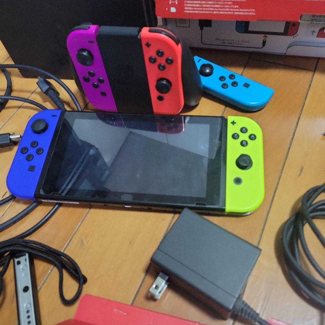 Nintendo Switch 本体 カラージョイコン　五つ　付き