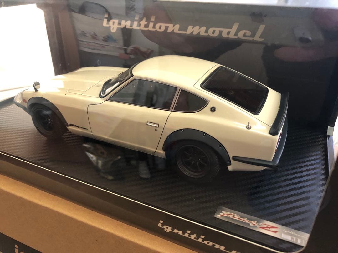 イグニッションモデル 1/18 日産フェアレデ240ZG (HS30) ホワイト