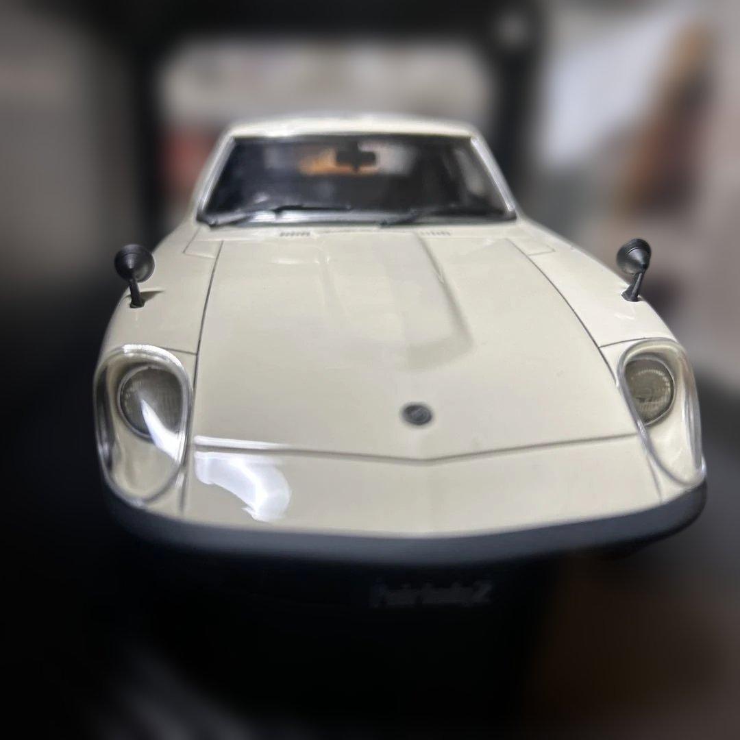 イグニッションモデル 1/18 日産フェアレデ240ZG (HS30) ホワイト