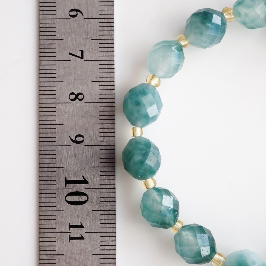 【はくとん( 'ω')ŧ‹\"ŧ‹\"】希少バイカラーエメラルド翡翠ゴムブレス