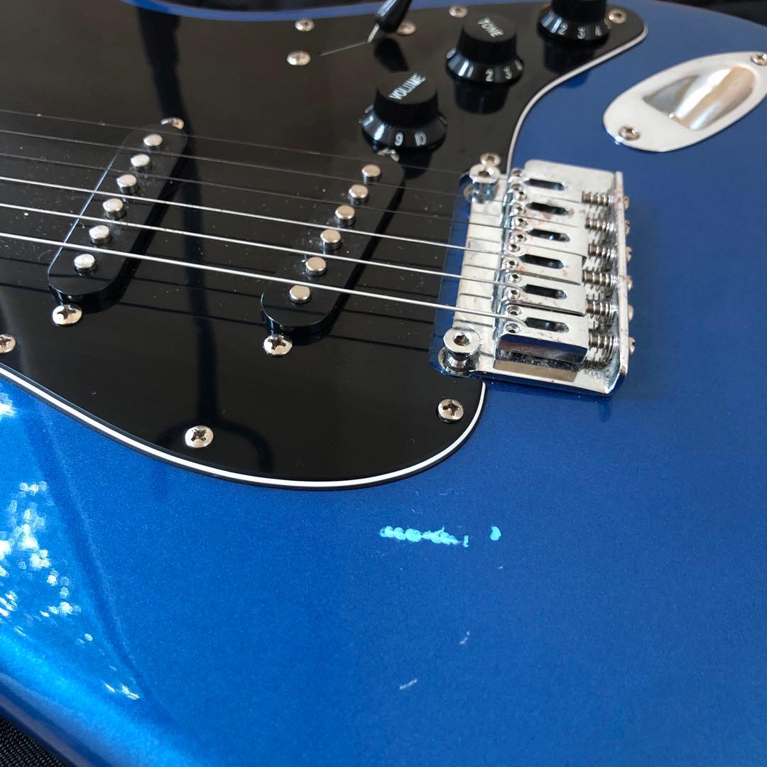 Squier by Fender Stratocaster メタリックブルー