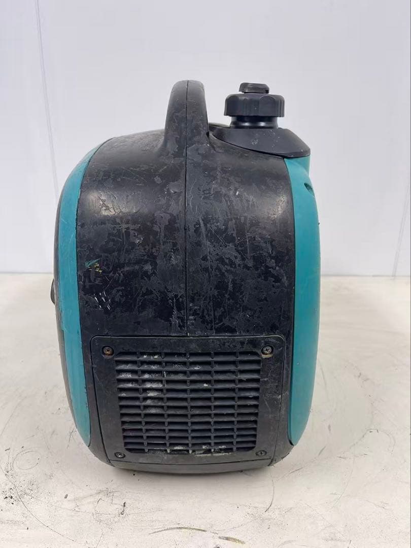 デンヨー　Denyo インバータ発電機 GE-1600SS-IV (B659）