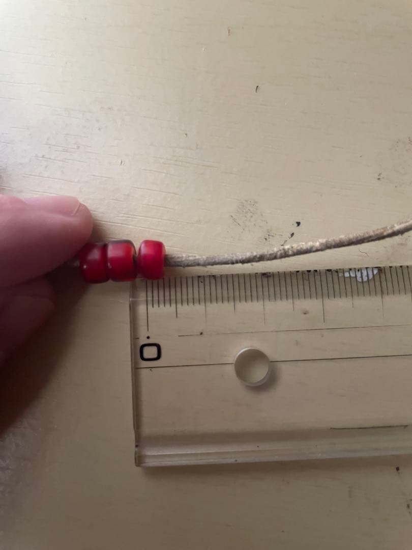 Special light ホワイトハーツ　ビーズネックレス　白✖︎赤