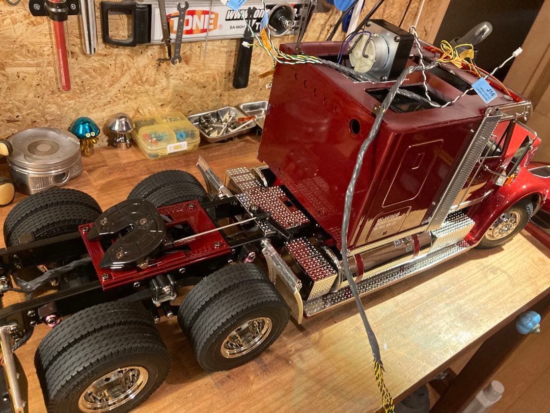 RYAW様　ナイトハウラー新車