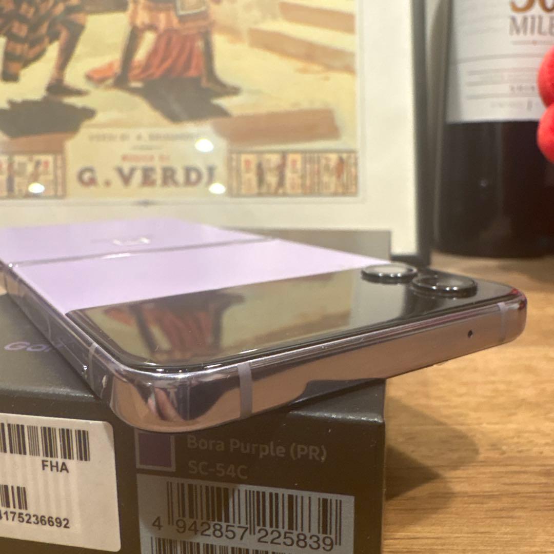 docomo Galaxy Z Flip4 パープル 本体