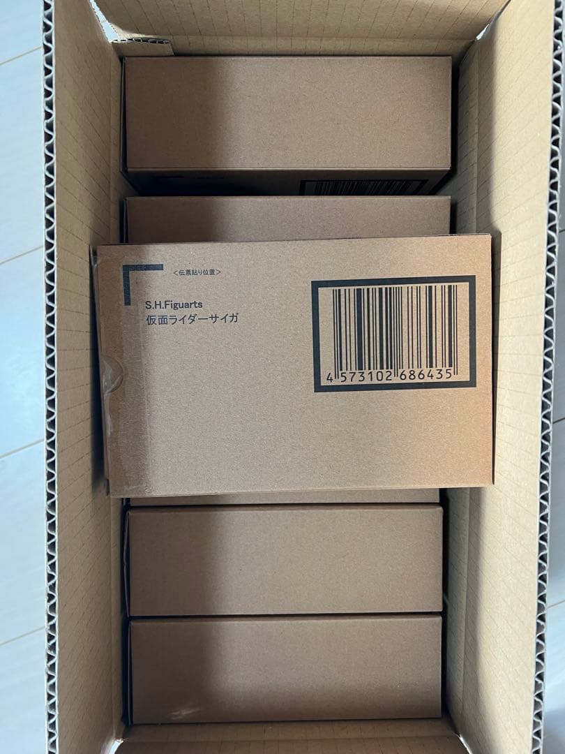 新品未開封 S.H.Figuarts　真骨彫製法　仮面ライダーサイガ　6個