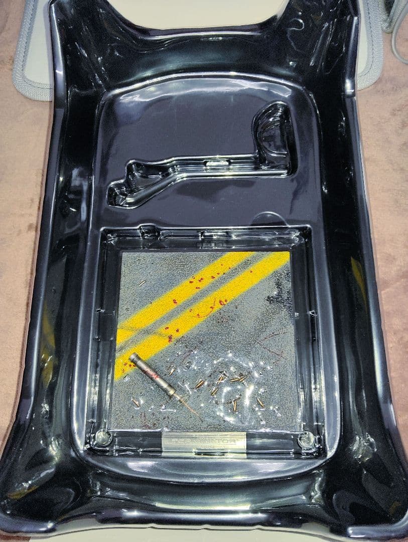 HOTToys.[( T-800)バトルダメージ 版 1/6]