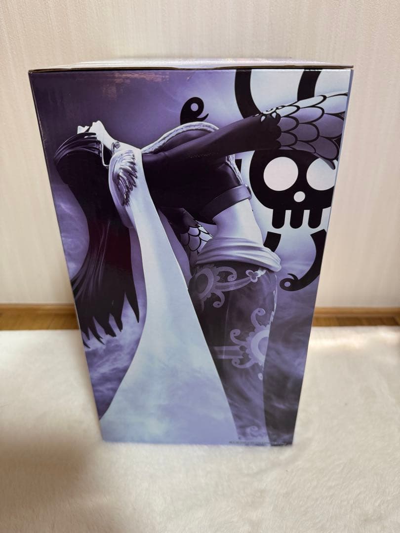 一番くじ　ワンピース　ラスワン賞　ボア・ハンコック　見下しすぎVer．