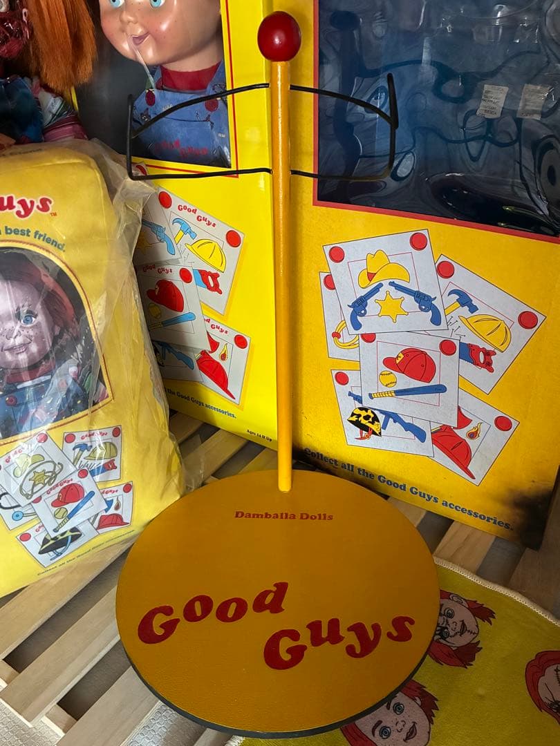 チャッキー　等身大　ドールスタンド　チャイルドプレイ　グッドガイ