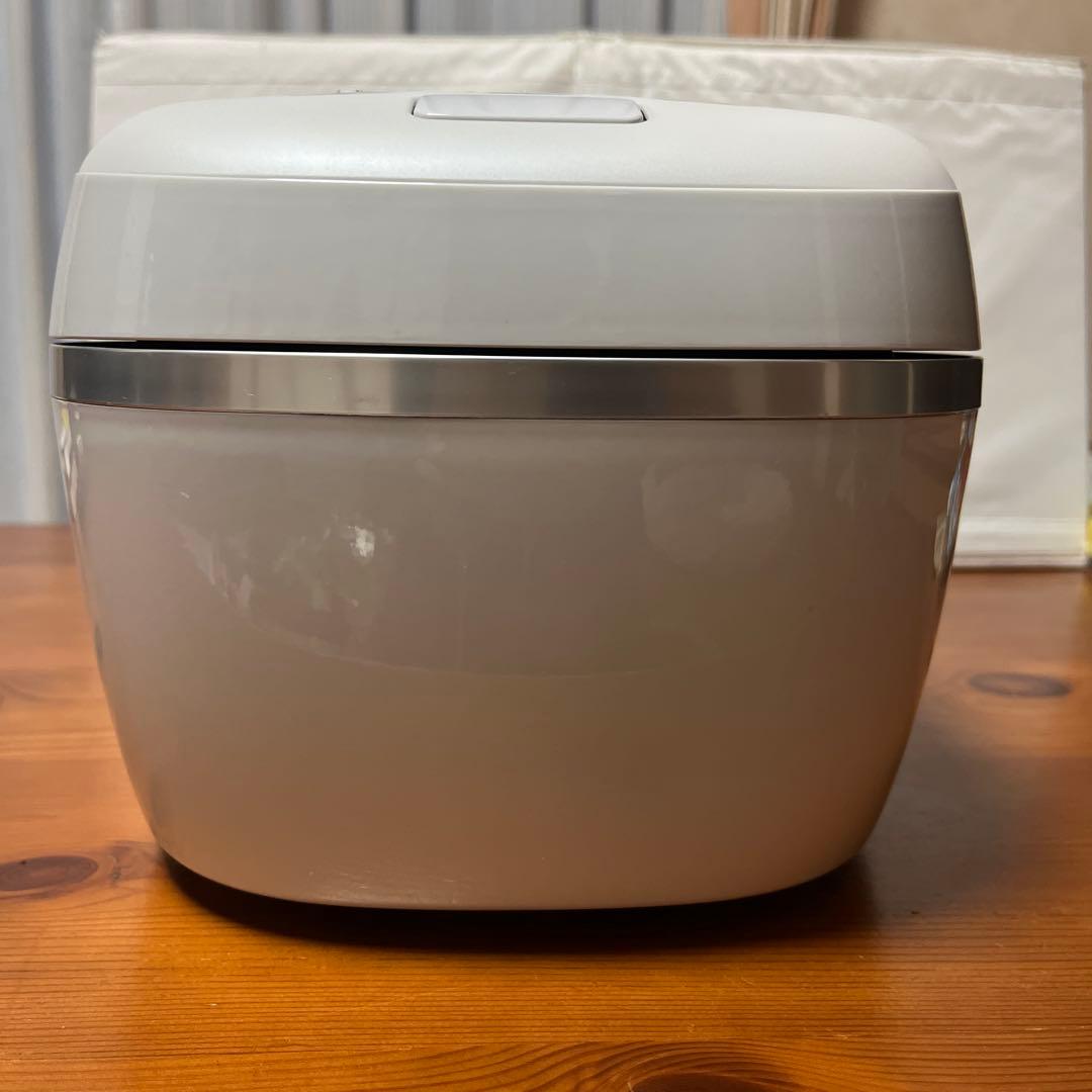 25年製　TIGER 圧力IH炊飯器 JPI-S10N W 5.5合用　ホワイト