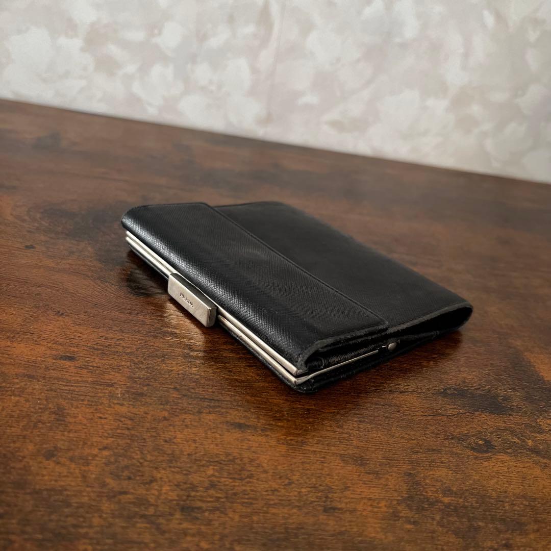 PRADA プラダ サフィアーノ レザー がま口 ミニ財布 三つ折り財布 黒